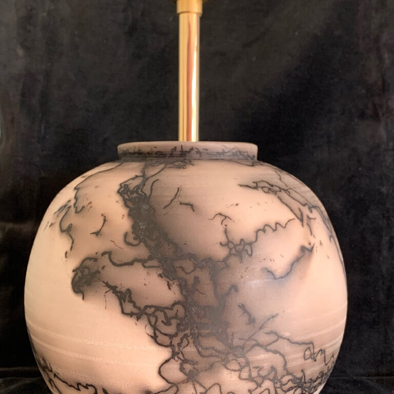 horsehair raku round lampbase